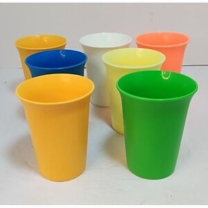 Vintage‎ Lot of 7 Tupperware #109 Series BELL TUMBLERS 7 oz. Kids Cups